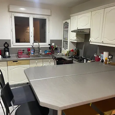 Maison Bien Situee Pour Escale Boé